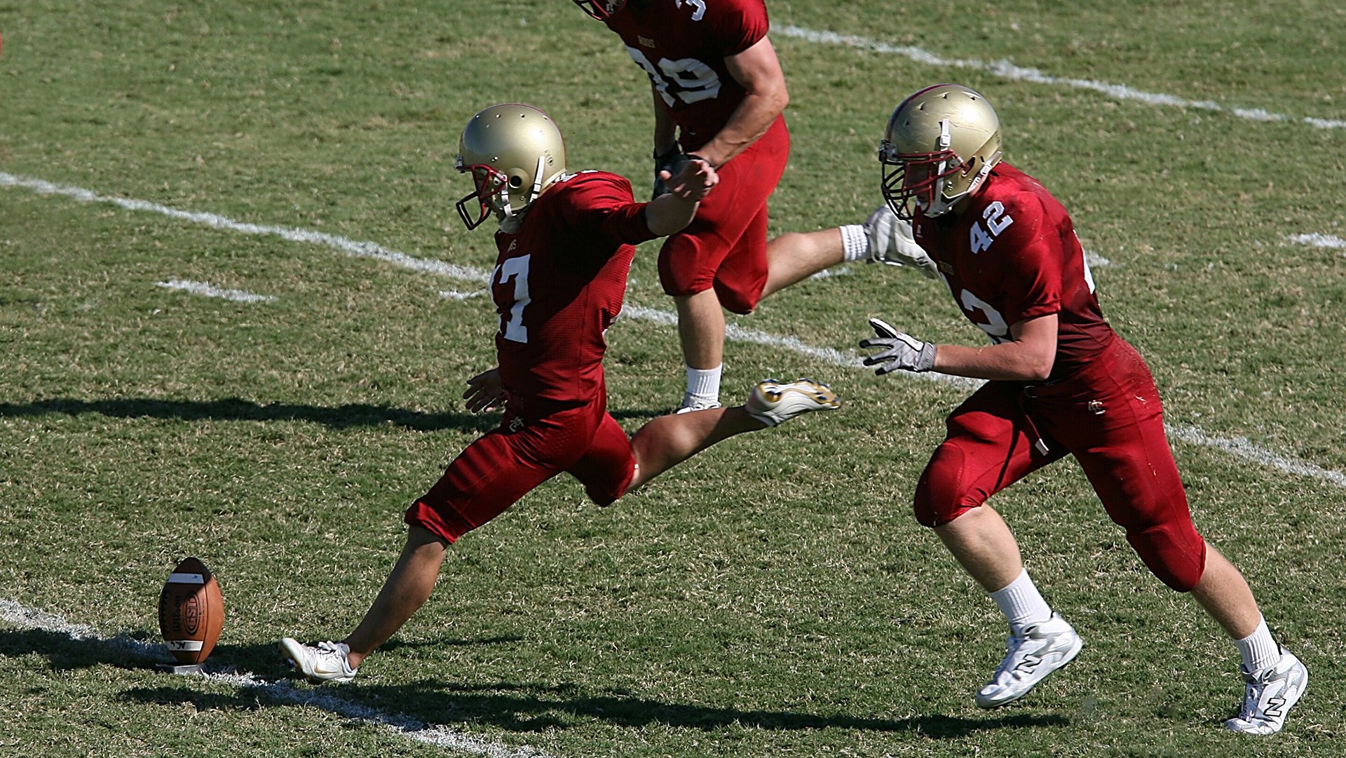 劳塔罗，舞台越大，光芒越盛；波兰，铁血压制，沙特梦碎
