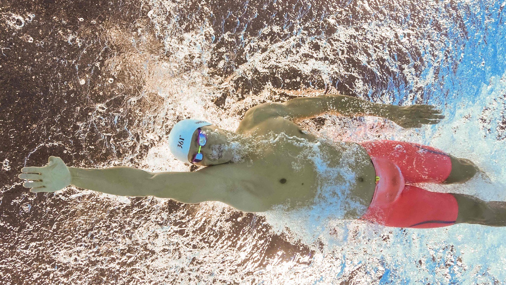 德里赫特一柱擎天!德国战车因他而轰鸣,苏格兰的叹息为他加冕