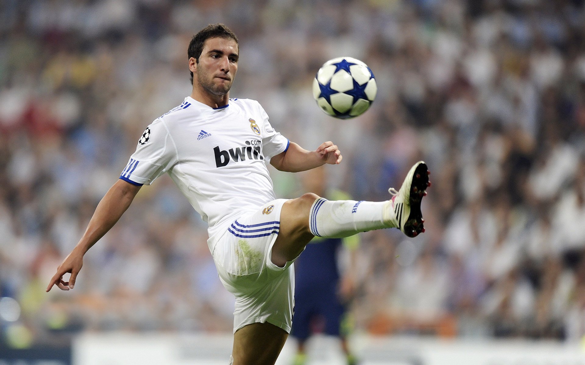 范弗利特爆发，热火提前终结悬念独行侠